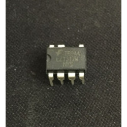 EZ1317M DIP 5pcs/lot